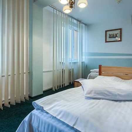 Hotel Konin Konin  Dış mekan fotoğraf