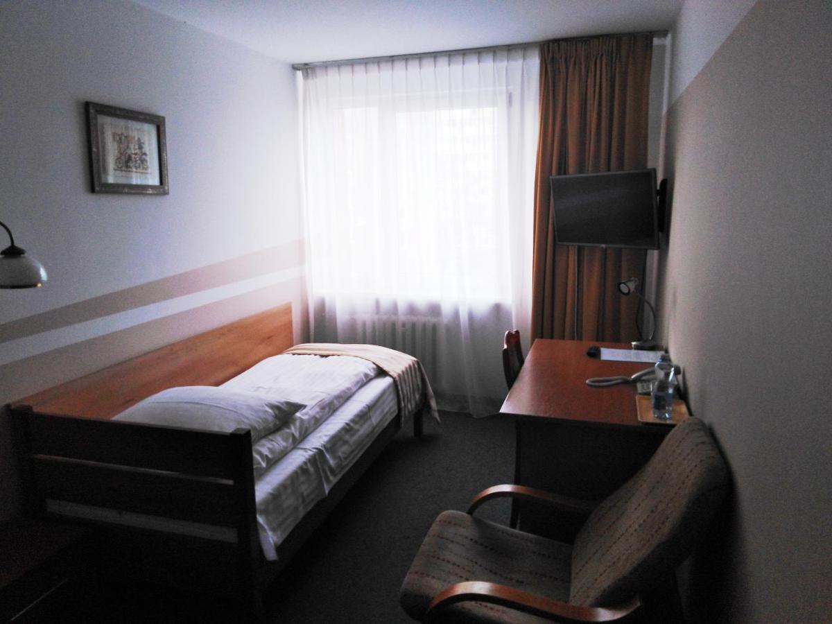 Hotel Konin Konin  Dış mekan fotoğraf